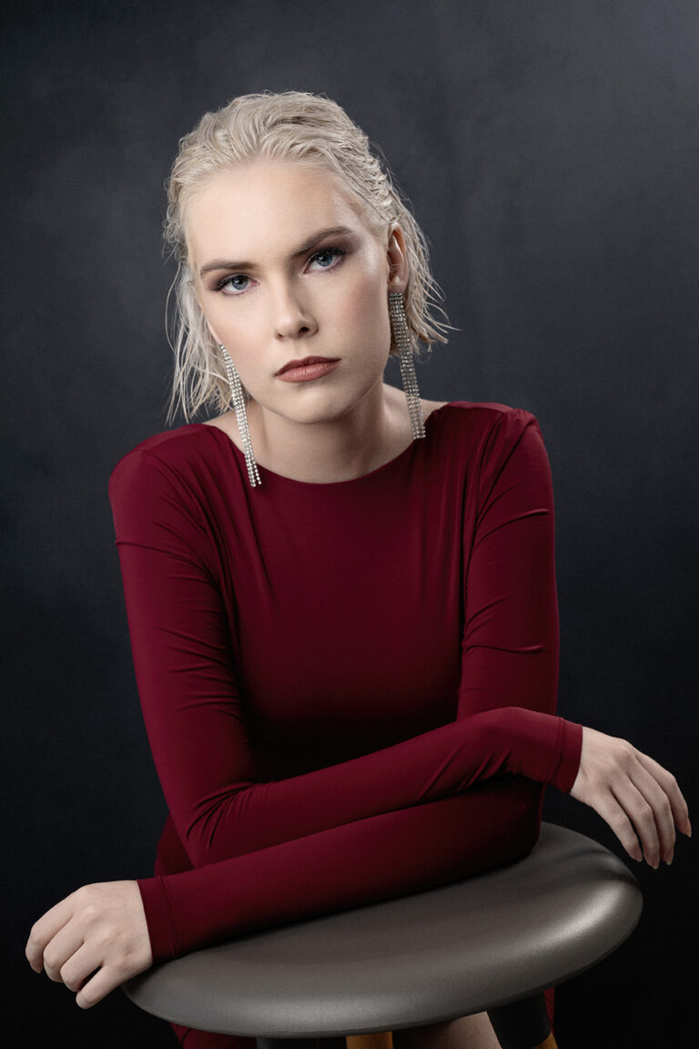 171-Hannah-Framed by Claire PhotographyE2